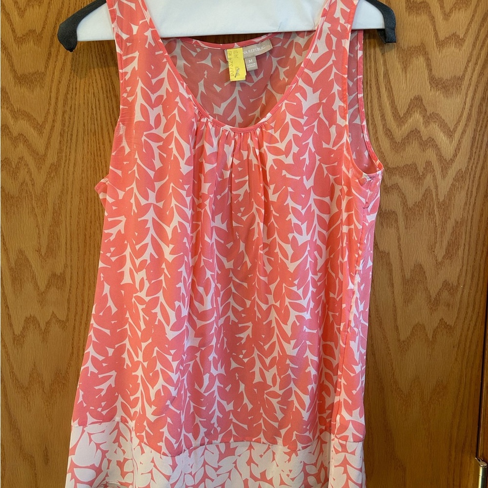 Pink and White Sleeveless Top